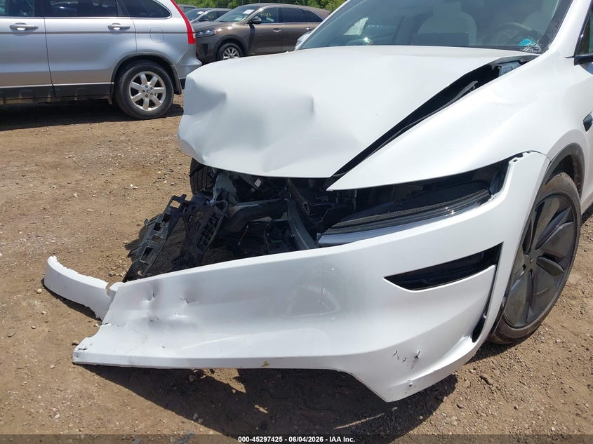 2026 Tesla Model y VIN 7SAYGDEE9TF358636 IAAI salvage auction — FRONT END, Salvage Title, sold $13,600 on 2026-07-23 (photo 6)