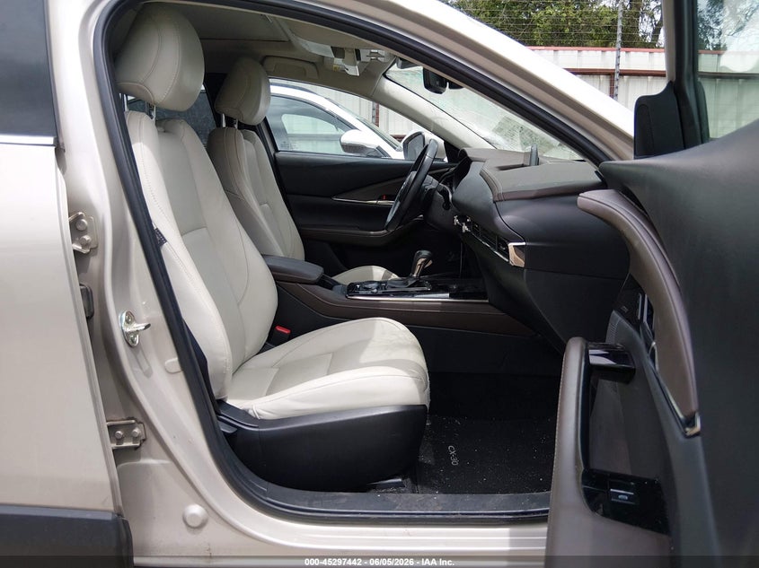 2023 Mazda Cx-30 VIN 3MVDMBDM7PM580383 IAAI salvage auction — STORM DAMAGE, Original (Texas), sold $8,600 on 2026-08-03 (photo 5)