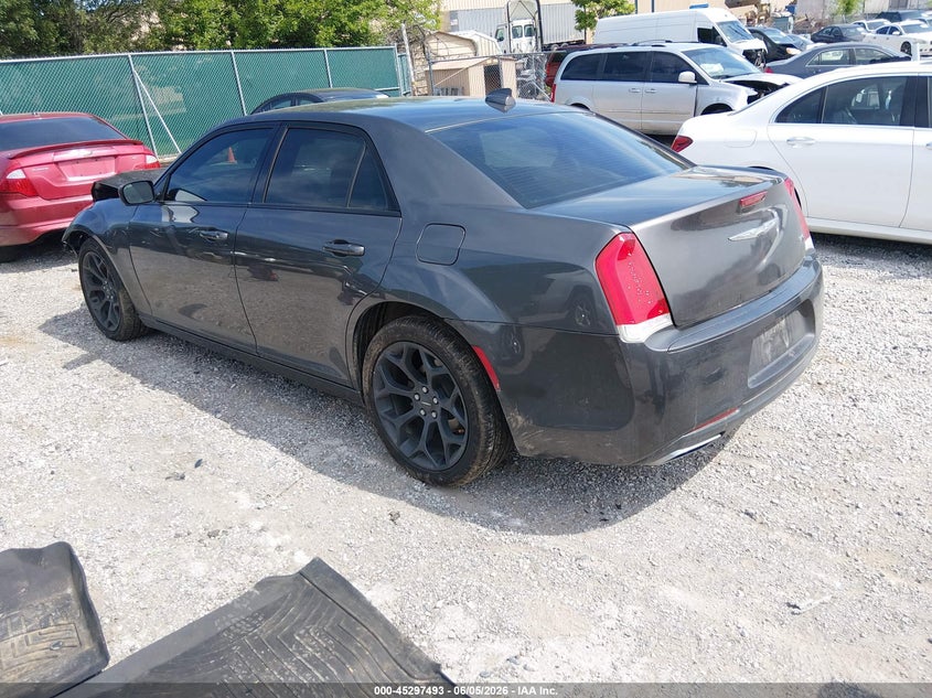 2019 Chrysler 300 VIN 2C3CCABG4KH708193 IAAI salvage auction — FRONT END, Salvage (Kentucky), sold $1,950 on 2026-07-26 (photo 3)