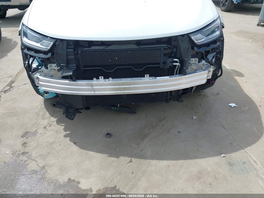 2026 Chrysler Pacifica VIN 2C4RC1BG7TR270920 IAAI salvage auction — FRONT END, Enterprise Vehicles Clear Only (Texas), sold $24,600 on 2026-07-21 (photo 6)