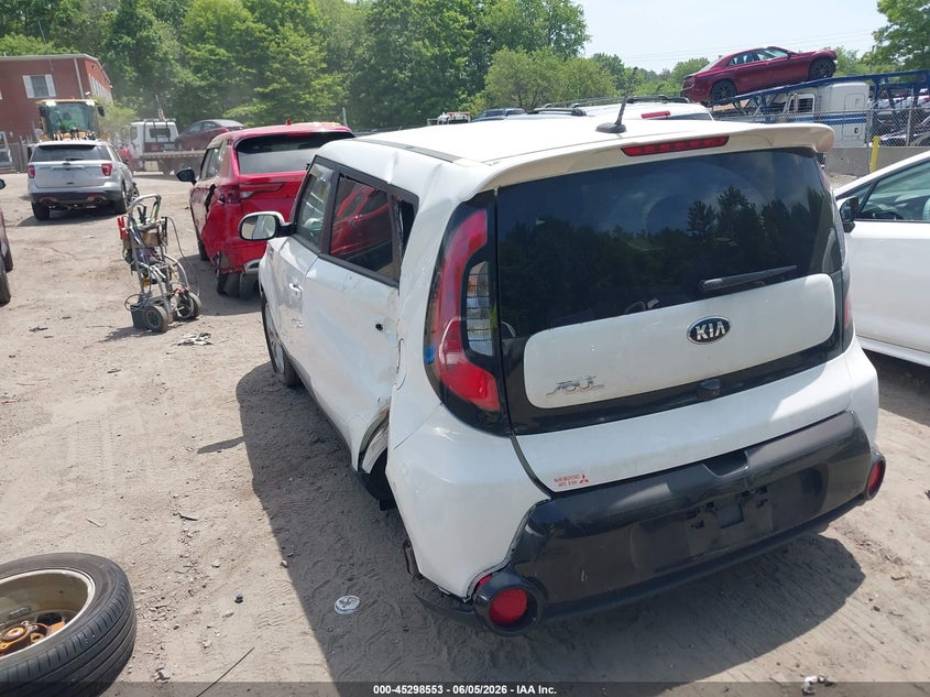 2016 Kia Soul VIN KNDJP3A58G7404368 IAAI salvage auction — LEFT & RIGHT, Clear (Massachusetts), sold $1,125 on 2026-07-14 (photo 3)