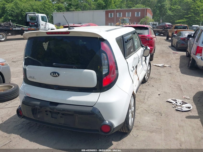 2016 Kia Soul VIN KNDJP3A58G7404368 IAAI salvage auction — LEFT & RIGHT, Clear (Massachusetts), sold $1,125 on 2026-07-14 (photo 4)