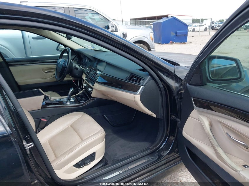 2012 BMW 5er VIN WBAXG5C55CDW24160 IAAI salvage auction — NORMAL WEAR, Original (Texas), sold $525 on 2026-07-10 (photo 5)