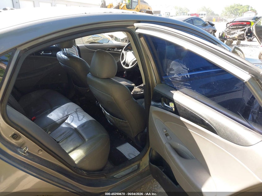 2013 Hyundai Sonata VIN 5NPEC4AB0DH511060 IAAI salvage auction — FRONT END, Salvage Title, sold $525 on 2026-07-22 (photo 8)