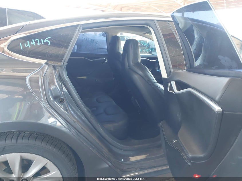 2016 Tesla Model s VIN 5YJSA1E40GF144215 IAAI salvage auction — FRONT END, Salvage Title, sold $5,700 on 2026-07-16 (photo 8)