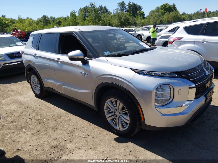 2025 Mitsubishi Outlander VIN JA4T5UA95SZ001463 — IAAI salvage auction photo