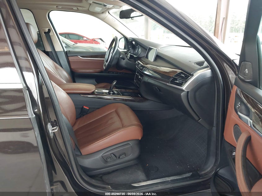 2015 BMW X5 VIN 5UXKR0C54F0P00987 IAAI salvage auction — REAR END, Salvage Title, sold $5,200 on 2026-07-08 (photo 5)