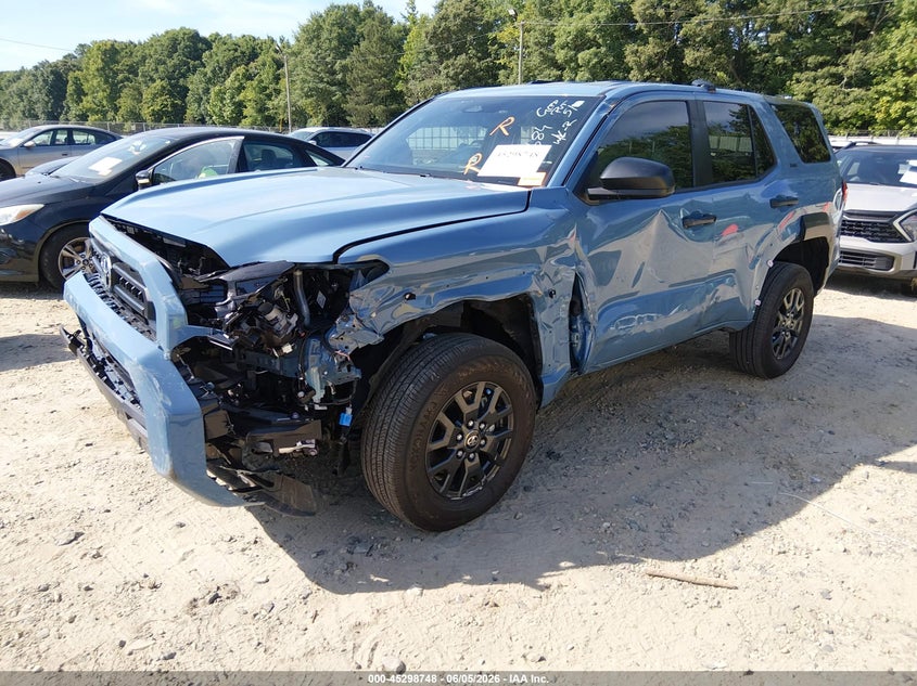 2025 Toyota 4runner VIN JTEVA5BR2S5057684 IAAI salvage auction — SIDE, Salvage Title, sold $20,100 on 2026-07-19 (photo 2)