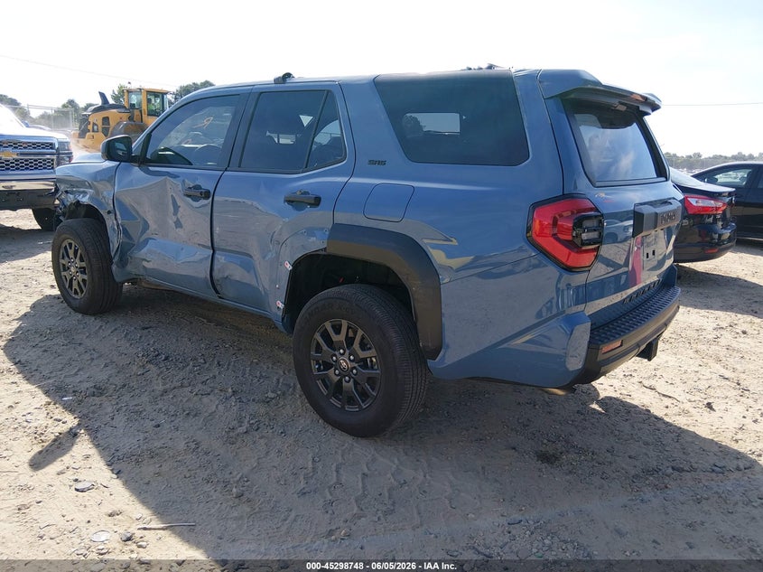 2025 Toyota 4runner VIN JTEVA5BR2S5057684 IAAI salvage auction — SIDE, Salvage Title, sold $20,100 on 2026-07-19 (photo 3)