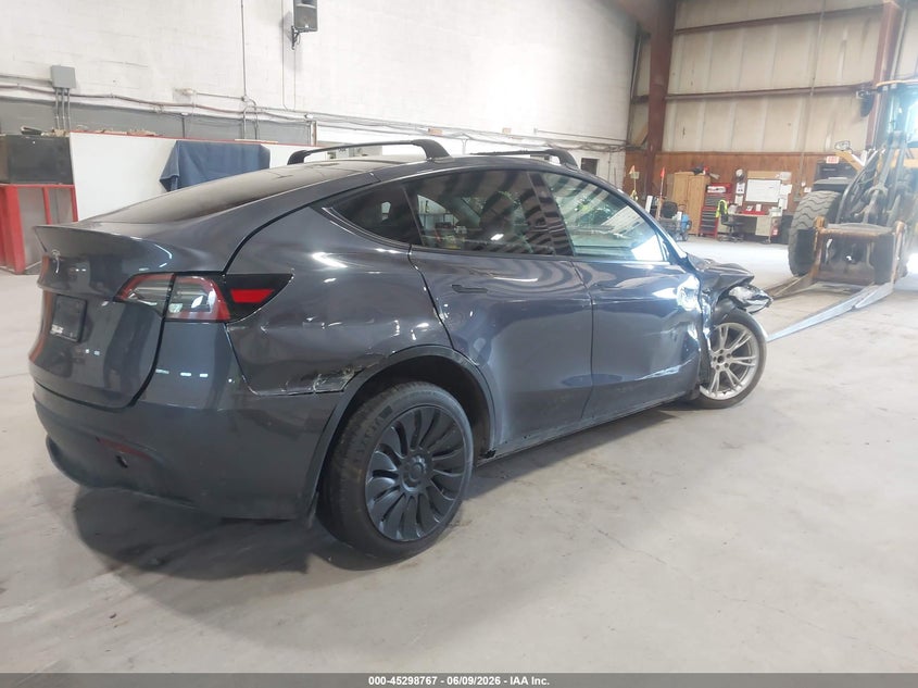 2023 Tesla Model y VIN 7SAYGDED4PF959109 IAAI salvage auction — LEFT FRONT, Salvage Title, sold $4,500 on 2026-07-29 (photo 4)