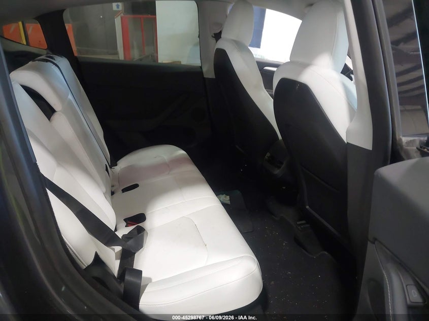 2023 Tesla Model y VIN 7SAYGDED4PF959109 IAAI salvage auction — LEFT FRONT, Salvage Title, sold $4,500 on 2026-07-29 (photo 8)