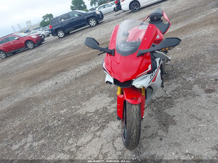 2015 Yamaha Yzf VIN JYARN39Y2FA000194 IAAI salvage auction — REAR END, Salvage (Illinois), sold $4,000 on 2026-07-22 (photo 5)