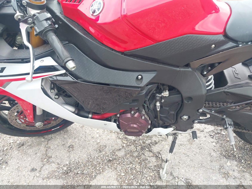 2015 Yamaha Yzf VIN JYARN39Y2FA000194 IAAI salvage auction — REAR END, Salvage (Illinois), sold $4,000 on 2026-07-22 (photo 9)