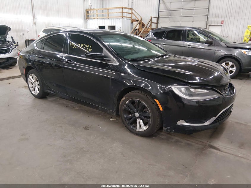 2015 Chrysler 200 VIN 1C3CCCAB8FN723858 IAAI salvage auction — FRONT END, Salvage Title, sold $475 on 2026-07-21 (photo 1)