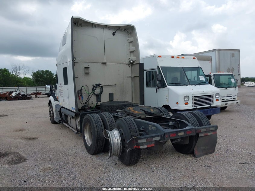 2020 Peterbilt 579 VIN 1XPBDP9X9LD689070 IAAI salvage auction — SIDE, Original (Texas), sold $7,950 on 2026-08-12 (photo 3)