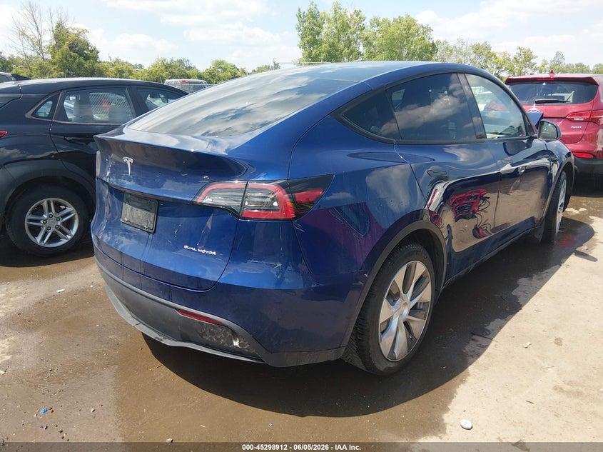 2021 Tesla Model y VIN 5YJYGAEE8MF278919 IAAI salvage auction — FRONT END, Salvage (Ohio), sold $9,925 on 2026-07-28 (photo 4)