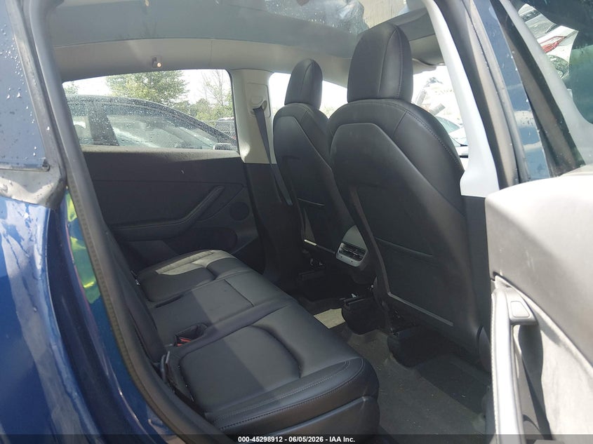 2021 Tesla Model y VIN 5YJYGAEE8MF278919 IAAI salvage auction — FRONT END, Salvage (Ohio), sold $9,925 on 2026-07-28 (photo 8)