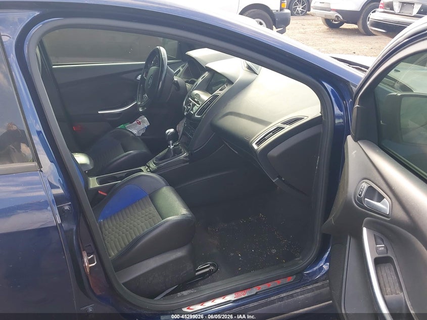 2016 Ford Focus st VIN 1FADP3L90GL200075 IAAI salvage auction — FRONT END, Salvage Title, sold $975 on 2026-07-09 (photo 5)