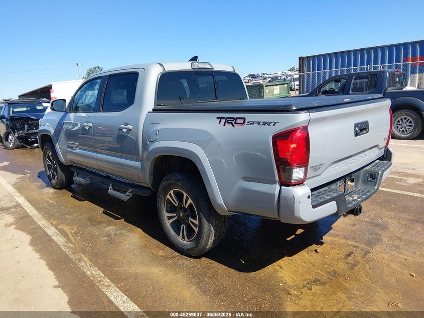 2019 Toyota Tacoma VIN 5TFAZ5CN4KX076250 IAAI salvage auction — WATER/FLOOD, Salvage (Mississippi), sold $8,300 on 2026-07-30 (photo 3)