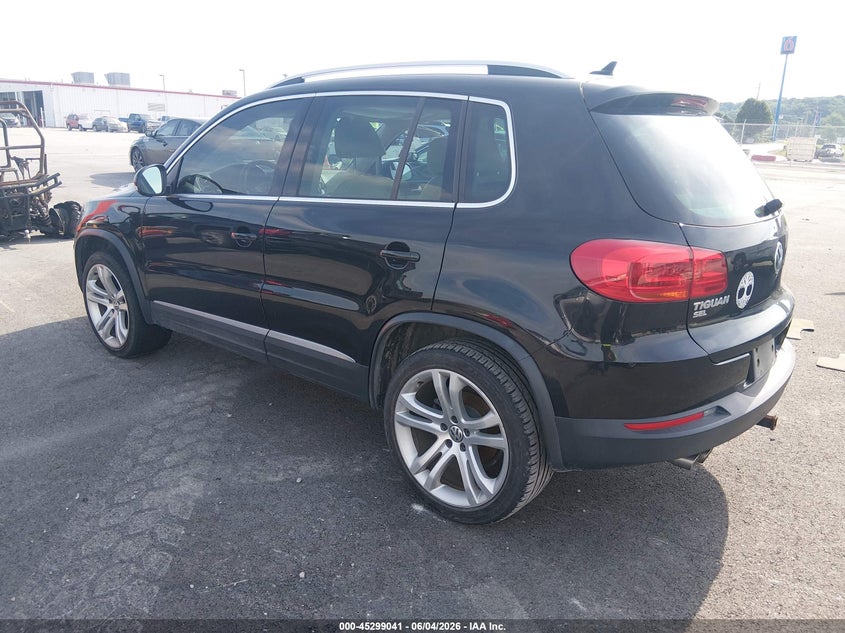 2016 Volkswagen Tiguan VIN WVGAV7AX8GW577081 IAAI salvage auction — LEFT SIDE, Salvage Title, sold $2,550 on 2026-07-21 (photo 3)