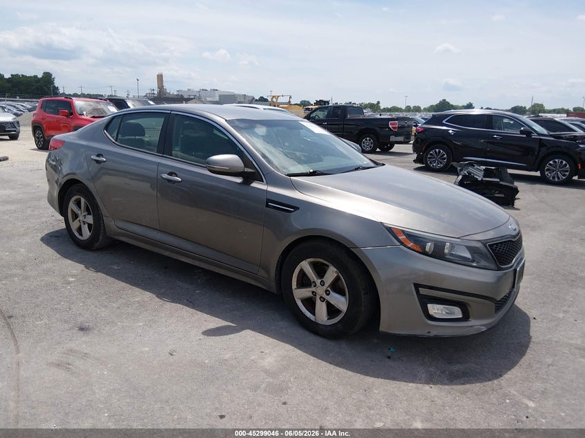 2015 Kia Optima VIN 5XXGM4A79FG492041 IAAI salvage auction — THEFT, Salvage (Illinois), sold $275 on 2026-07-28 (photo 1)