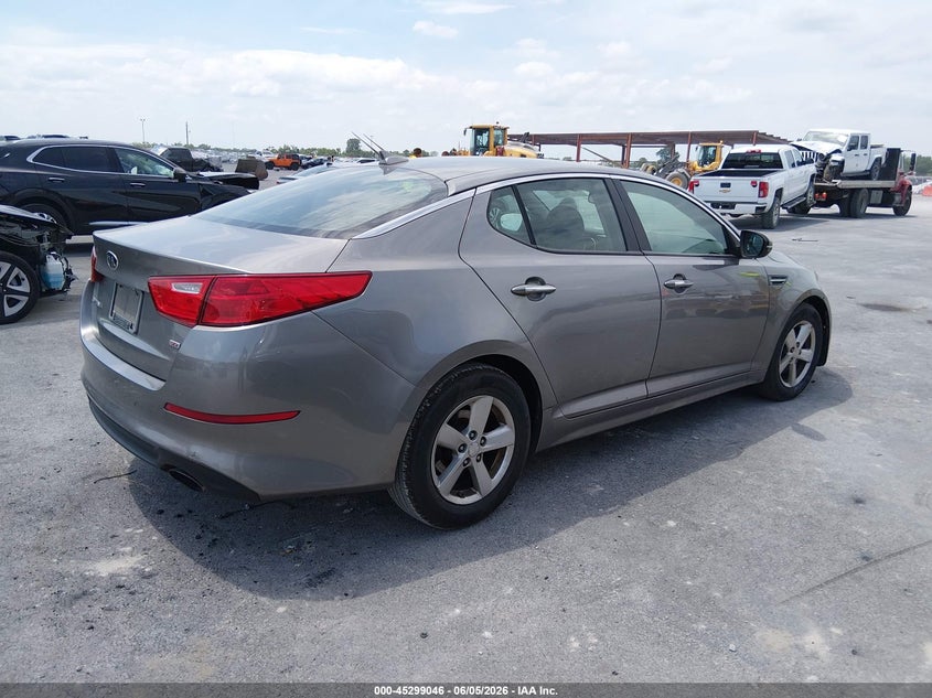 2015 Kia Optima VIN 5XXGM4A79FG492041 IAAI salvage auction — THEFT, Salvage (Illinois), sold $275 on 2026-07-28 (photo 4)