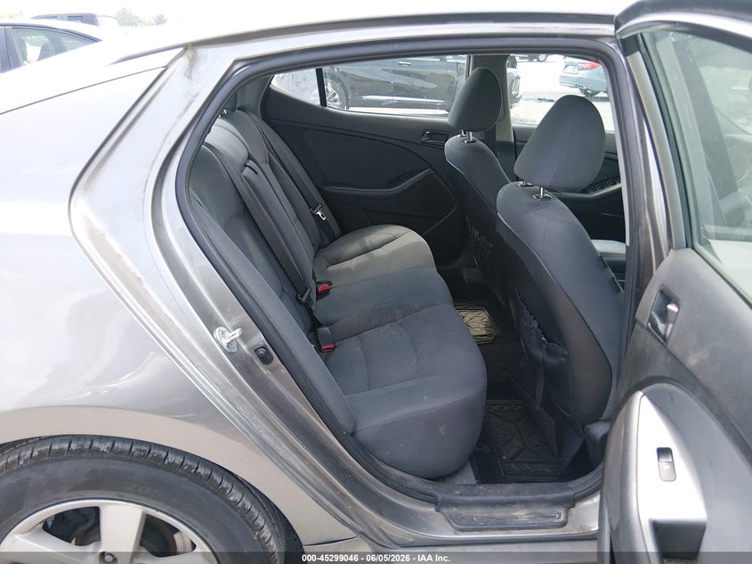 2015 Kia Optima VIN 5XXGM4A79FG492041 IAAI salvage auction — THEFT, Salvage (Illinois), sold $275 on 2026-07-28 (photo 8)