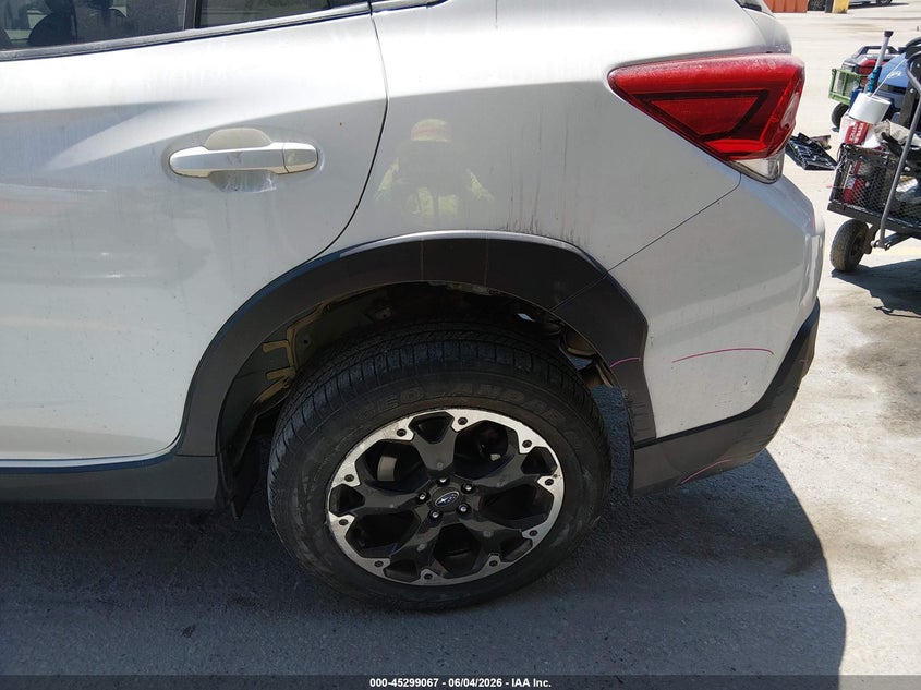 2021 Subaru Xv VIN JF2GTAEC3MH668480 IAAI salvage auction — SIDE, Salvage Title, sold $6,700 on 2026-07-18 (photo 6)