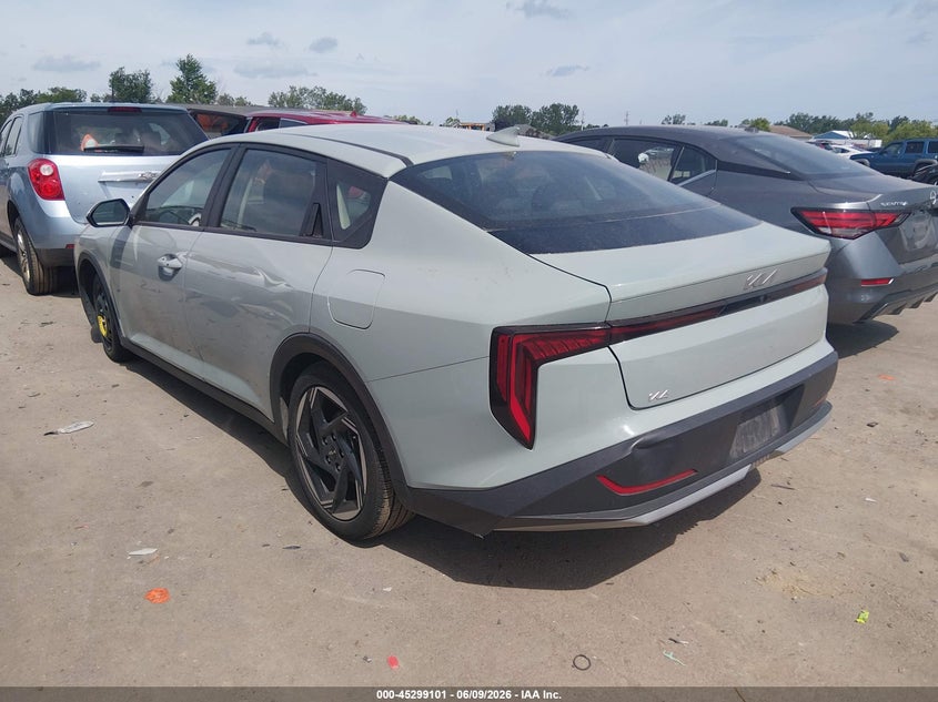 2025 Kia K4 VIN 3KPFU4DE4SE173395 IAAI salvage auction — SIDE, Salvage (Ohio), sold $7,150 on 2026-07-28 (photo 3)