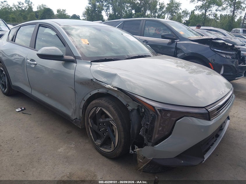 2025 Kia K4 VIN 3KPFU4DE4SE173395 IAAI salvage auction — SIDE, Salvage (Ohio), sold $7,150 on 2026-07-28 (photo 6)
