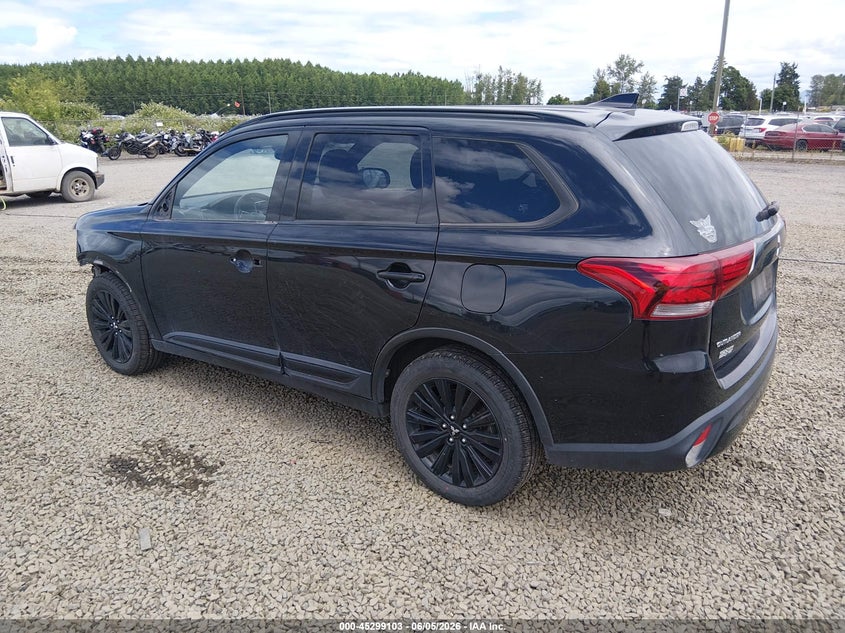 2020 Mitsubishi Outlander VIN JA4AZ3A35LZ035163 IAAI salvage auction — FRONT END, Salvage (Oregon), sold $3,350 on 2026-08-25 (photo 3)