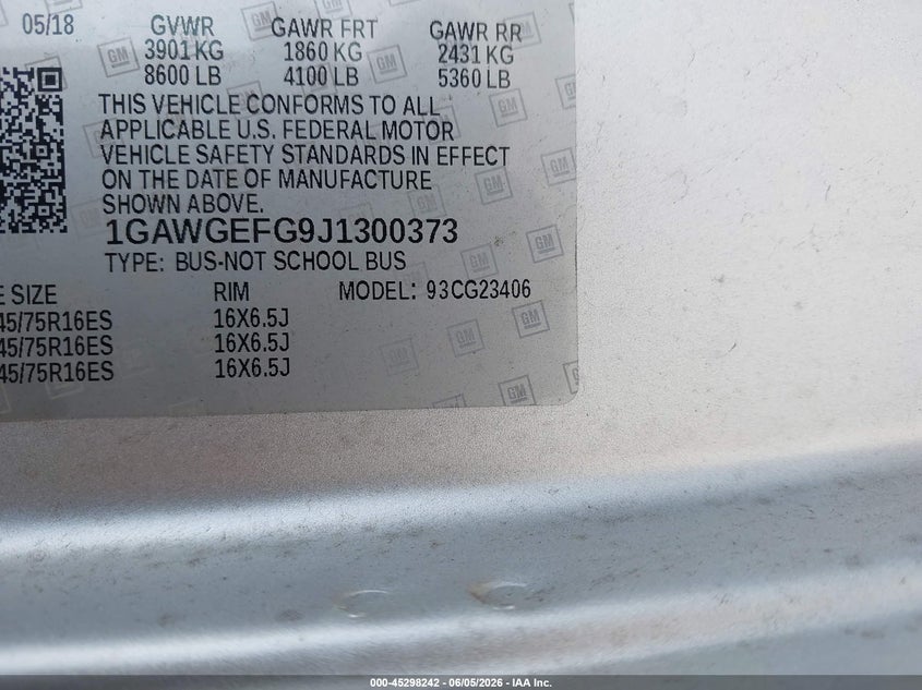 2018 Chevrolet Express 2500 VIN 1GAWGEFG9J1300373 IAAI salvage auction — RIGHT SIDE, SF97 (California), sold $15,200 on 2026-07-28 (photo 9)