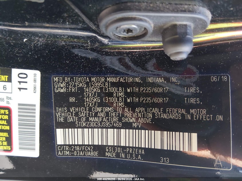 2018 Toyota Sienna VIN 5TDKZ3DC9JS957469 IAAI salvage auction — LEFT & RIGHT, Salvage Title, sold $5,100 on 2026-07-24 (photo 9)