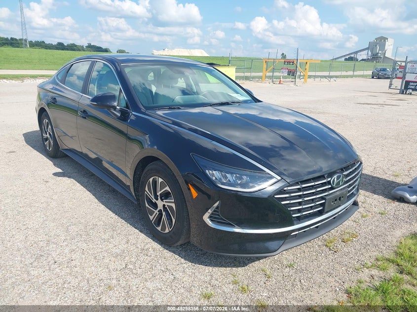 2021 Hyundai Sonata VIN KMHL24JJ1MA028097 IAAI salvage auction — NORMAL WEAR, Sf97 (Illinois), sold $10,100 on 2026-07-14 (photo 1)