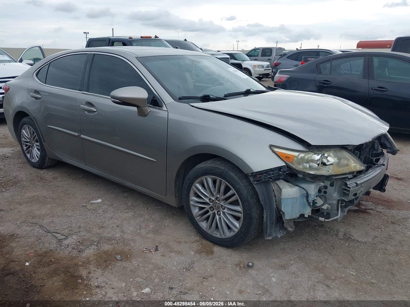 2015 Lexus ES VIN JTHBK1GG0F2174402 IAAI salvage auction — FRONT END, Original (Texas), sold $6,050 on 2026-07-13 (photo 1)