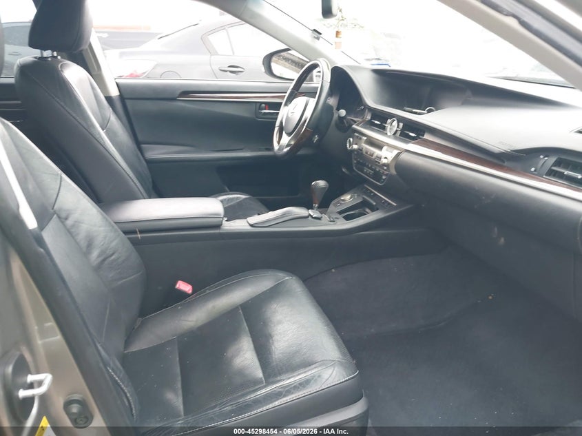 2015 Lexus ES VIN JTHBK1GG0F2174402 IAAI salvage auction — FRONT END, Original (Texas), sold $6,050 on 2026-07-13 (photo 5)