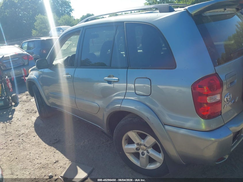 2004 Toyota Rav 4 VIN JTEHD20V640002447 IAAI salvage auction — NORMAL WEAR, Clear (Massachusetts), sold $1,025 on 2026-07-07 (photo 3)