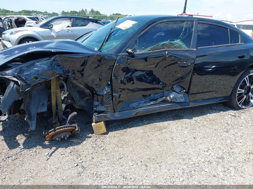 2017 Dodge Charger VIN 2C3CDXCT2HH560792 IAAI salvage auction — SIDE, Salvage Title, sold $1,900 on 2026-07-18 (photo 6)