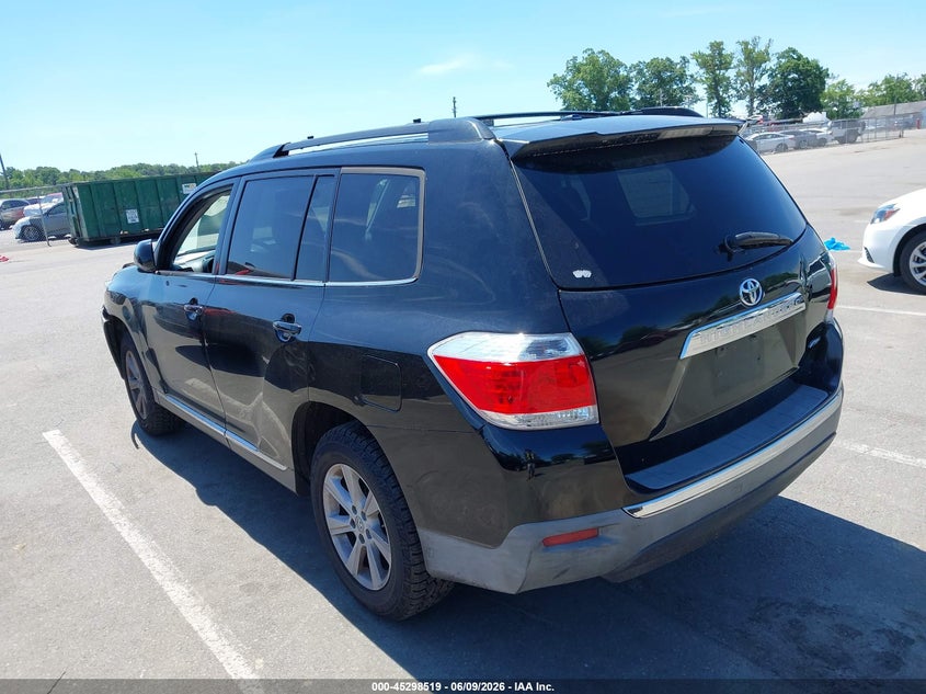 2012 Toyota Highlander VIN 5TDBK3EH0CS139632 IAAI salvage auction — FRONT END, Salvage Title, sold $3,125 on 2026-07-20 (photo 3)