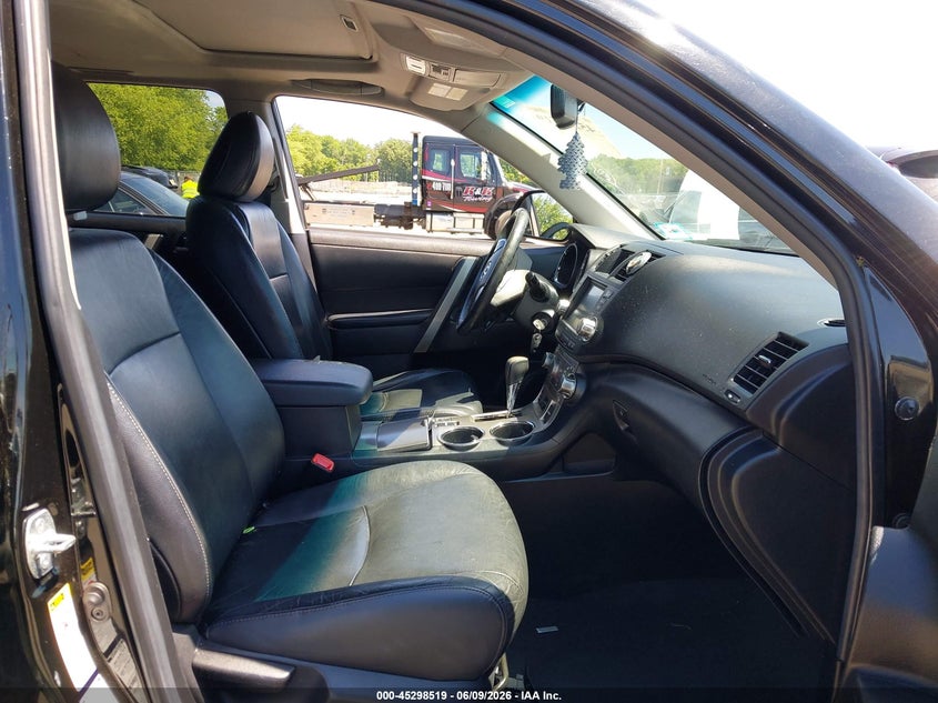 2012 Toyota Highlander VIN 5TDBK3EH0CS139632 IAAI salvage auction — FRONT END, Salvage Title, sold $3,125 on 2026-07-20 (photo 5)