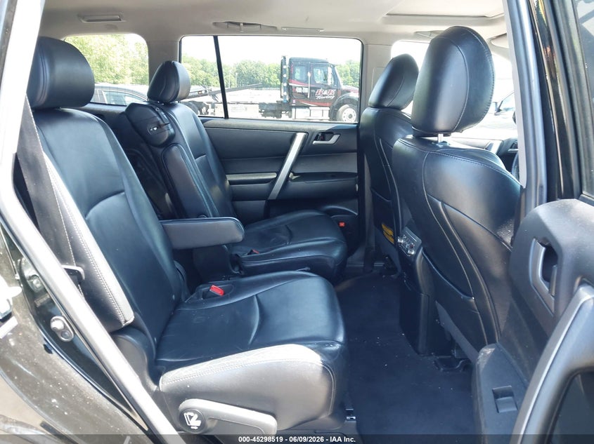 2012 Toyota Highlander VIN 5TDBK3EH0CS139632 IAAI salvage auction — FRONT END, Salvage Title, sold $3,125 on 2026-07-20 (photo 8)