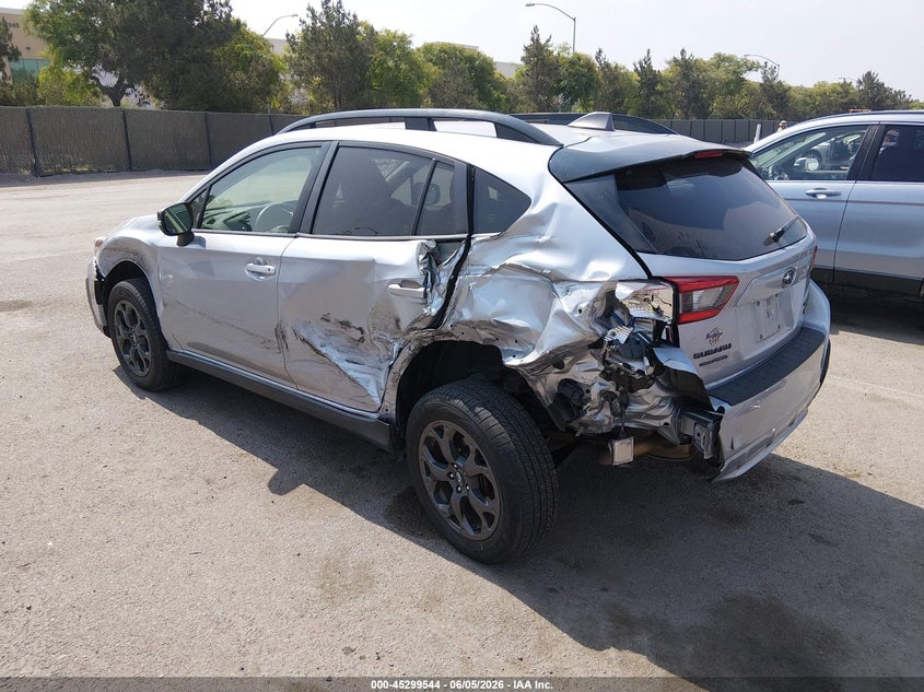 2023 Subaru Xv VIN JF2GTHSCXPH236339 IAAI salvage auction — LEFT SIDE, Salvage Title, sold $1,250 on 2026-07-29 (photo 3)