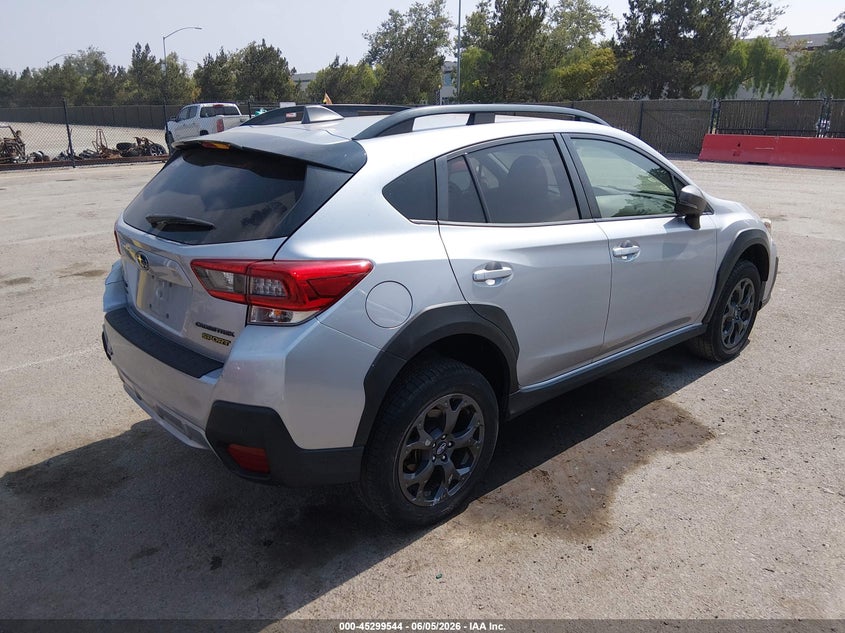 2023 Subaru Xv VIN JF2GTHSCXPH236339 IAAI salvage auction — LEFT SIDE, Salvage Title, sold $1,250 on 2026-07-29 (photo 4)
