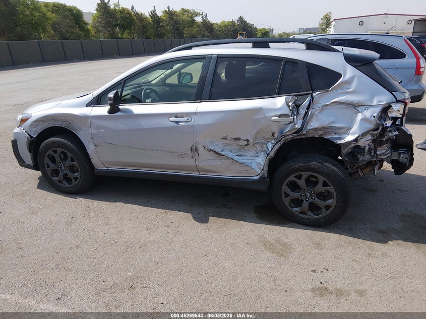 2023 Subaru Xv VIN JF2GTHSCXPH236339 IAAI salvage auction — LEFT SIDE, Salvage Title, sold $1,250 on 2026-07-29 (photo 6)