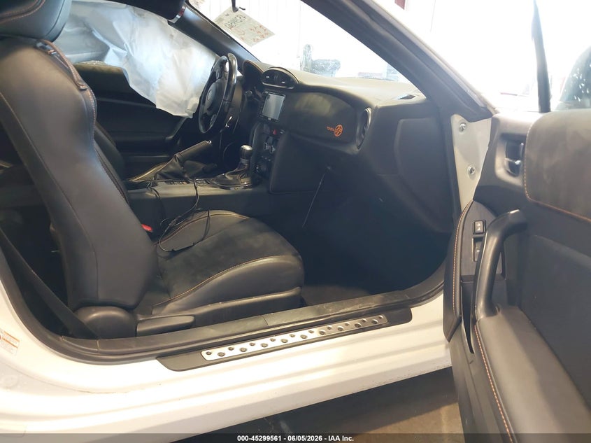 2017 Toyota Gt86 VIN JF1ZNAA17H8708299 IAAI salvage auction — UNKNOWN, Salvage (Utah), sold $3,250 on 2026-07-29 (photo 5)
