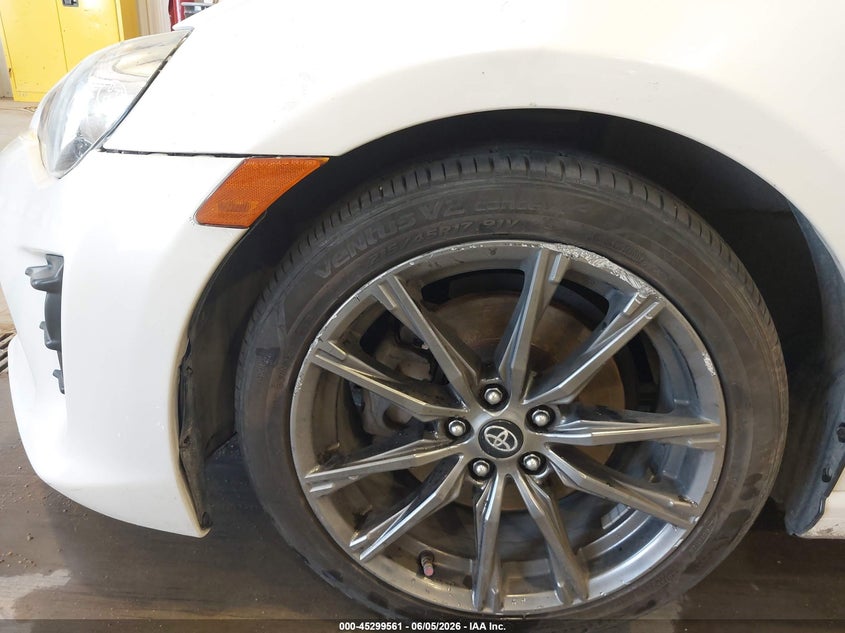 2017 Toyota Gt86 VIN JF1ZNAA17H8708299 IAAI salvage auction — UNKNOWN, Salvage (Utah), sold $3,250 on 2026-07-29 (photo 6)
