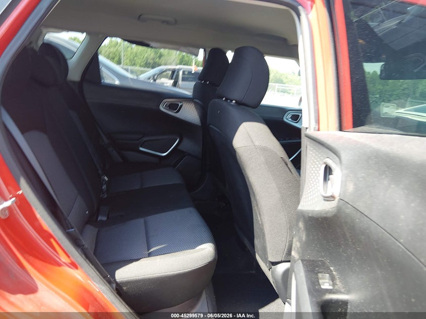 2021 Kia Soul VIN KNDJ23AUXM7144573 IAAI salvage auction — LEFT SIDE, Salvage Title, sold $25 on 2026-07-29 (photo 8)