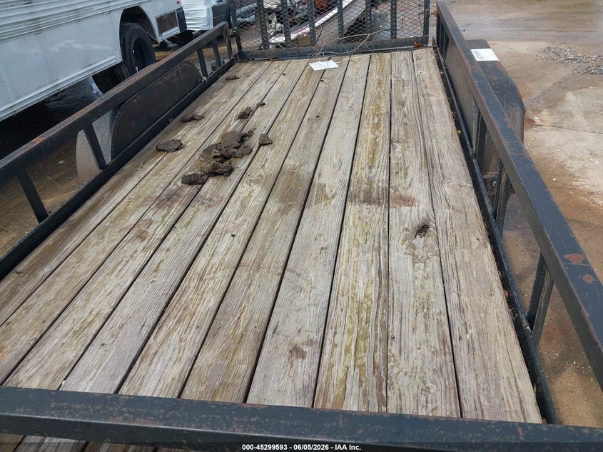 2021 Carry on Trailer VIN 4YMBU1425MT039893 IAAI salvage auction — FRONT END, Salvage (Texas), sold $400 on 2026-07-09 (photo 8)