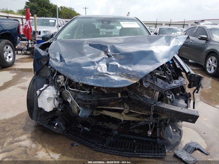 2017 Toyota Corolla VIN 5YFBURHE2HP636213 IAAI salvage auction — FRONT END, Salvage Title, sold $900 on 2026-07-21 (photo 6)