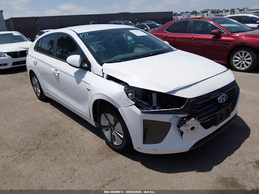 2018 Hyundai Ioniq VIN KMHC65LC6JU102228 IAAI salvage auction — RIGHT FRONT, Salvage Title, sold $2,450 on 2026-07-13 (photo 1)